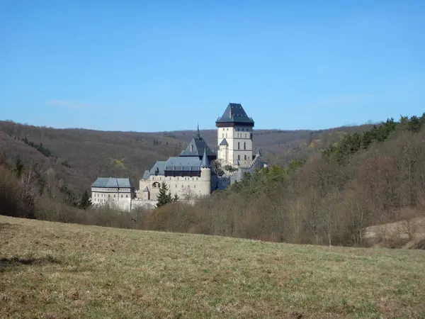 Vue Magnifique Sur Célèbre Château Tchèque Karlstejn — Photo