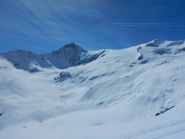  Avusturya Alpleri 'nde Grossvenediger de güzel bir kayıtıcı gün