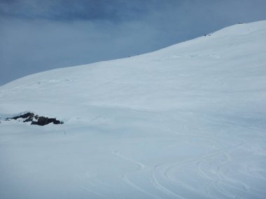  Avusturya Alpleri 'nde Grossvenediger de güzel bir kayıtıcı gün