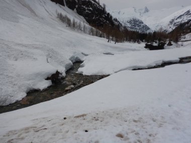  Avusturya Alpleri 'nde Grossvenediger de güzel bir kayıtıcı gün