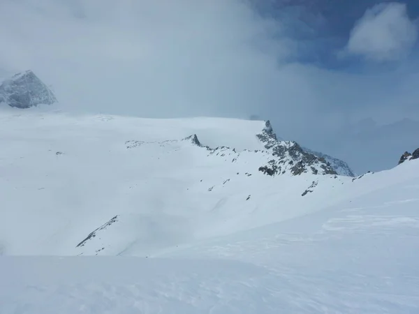 Schöner Skitourentag Grossvenediger Den Österreichischen Alpen — Stockfoto