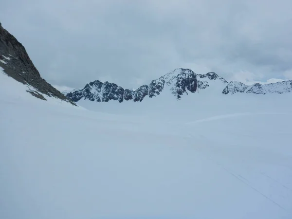 Otztal 오스트리아 알프스의 Skitouring — 스톡 사진