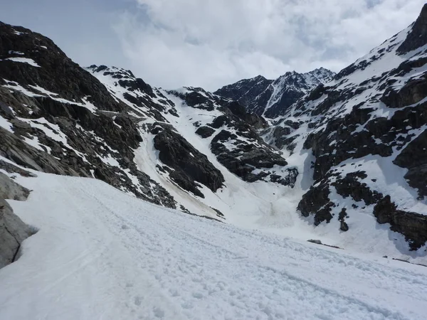 Hermoso Temprano Primavera Skitouring Otztal Alpes Austria — Foto de Stock