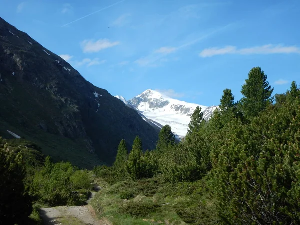 Schöne Ruhige Noch Schneebedeckte Frühlingsnatur Den Otztaler Alpen Österreich — Stockfoto