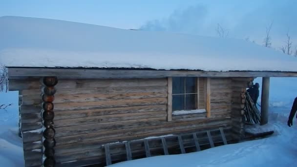 Kış Lappland Kulübe Kamp Ile Kayak Macera — Stok video