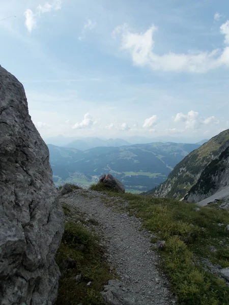 Drumeții Frumoase Alpinism Kaiser Sălbatic Austria — Fotografie, imagine de stoc