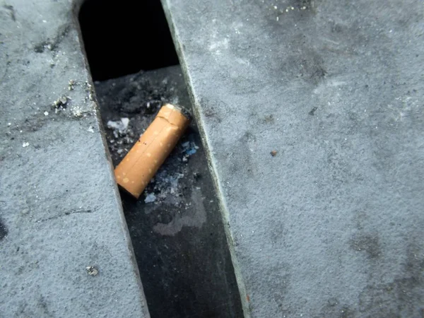 Bir Küllük Sigara Popo Detay — Stok fotoğraf