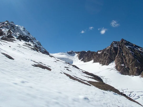 Hermosa Caminata Glaciar Acantilado Montaña Weisskugel Melag — Foto de Stock