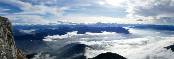 Hermosas Caminatas Otoño Los Alpes Berchtesgadener Con Niebla Valey Vistas — Foto de Stock