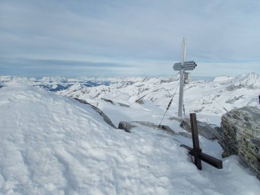 skitouring macera enzingerboden stubachtal içinde gelen Avusturya Alpleri'nde granastpitzgruppe dağlarda kış