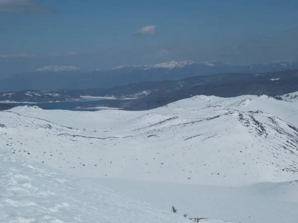 Όμορφη χειμερινή σεζόν skiins σε Σαρ Πλάνινα στη Μακεδονία — Φωτογραφία Αρχείου