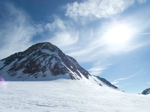 Winterlandschaft zum Skitouren in den otztaler Alpen in Österreich — Stockfoto