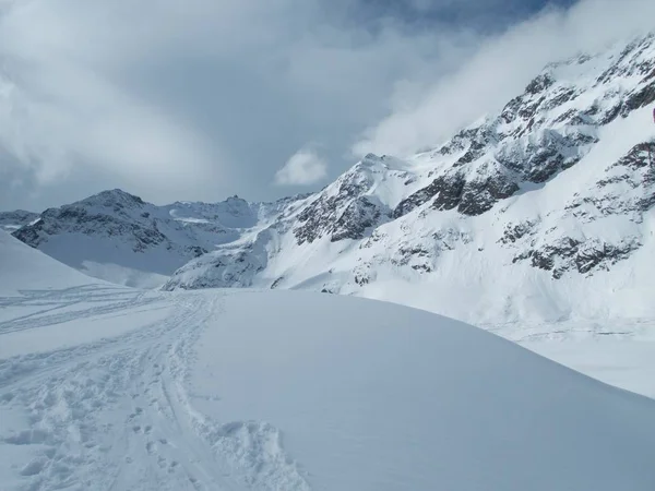 Nieve invierno estación de esquí en kuhtai — Foto de Stock