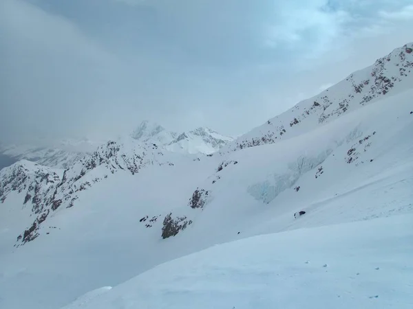 Téli évszak mászás weisseespitze kaunertal gletcher — Stock Fotó