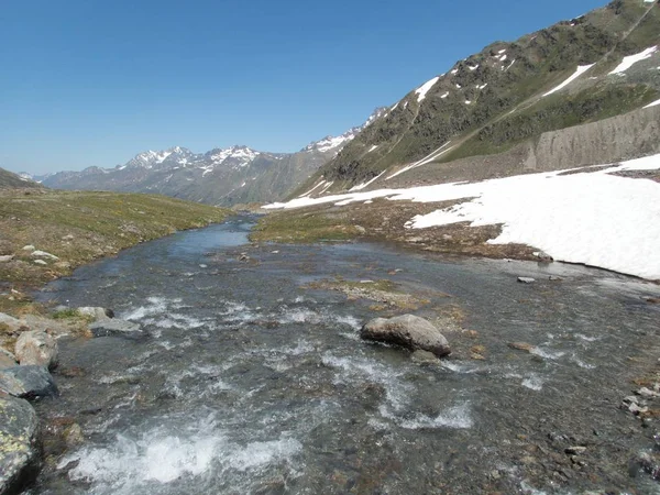 Mooie Zomer Bergbeklimmen Naar Top Van Weisseespitze Van Kaunertal Otztal — Stockfoto