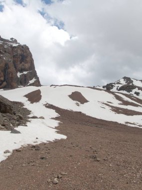 tacikistan fann dağlar doğa güzel yürüyüş