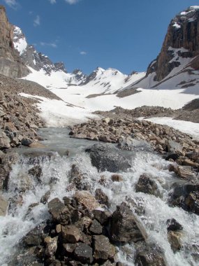 tacikistan fann dağlar doğa güzel yürüyüş