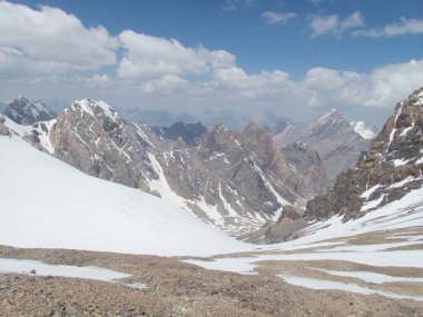 tacikistan fann dağlar doğa güzel yürüyüş