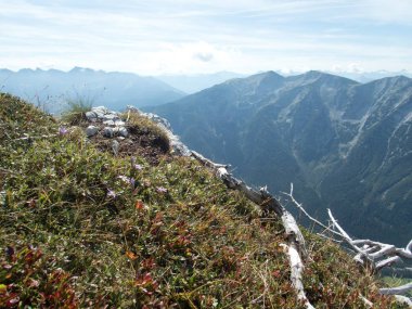 avusturya'da brandenburger alpen sonbahar yürüyüş ve dağcılık
