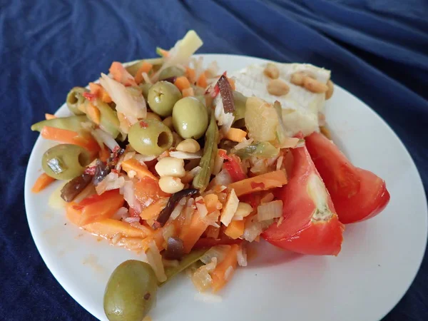 Sağlıklı Taze Sebze Salatası Karışık Sebzeler — Stok fotoğraf