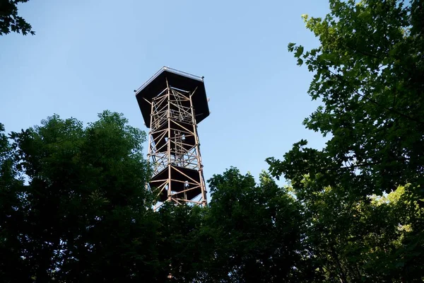 Uma Estrutura Uma Torre Vigia Turística Alta — Fotografia de Stock