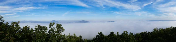 Zentrale Bohème Ceske Stredohori Hichlands Herbstlichen Morgennebel — Stockfoto