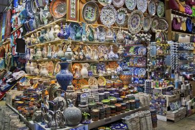 Istanbul - 3 Kasım: Türk seramik Istanbul kapalı çarşı 3 Kasım 2014 tarihinde Istanbul'da Tarih.