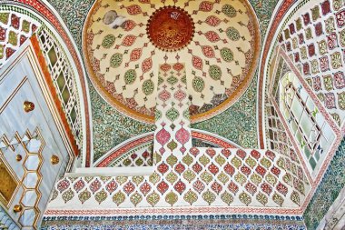 Istanbul - 5 Kasım: Harem iç - Murat III tavan mahrem odası Istanbul'da 5 Kasım 2014 Topkapı Sarayında.