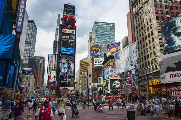 New York City Eua Junho 2010 Pessoas Times Square Cidade — Fotografia de Stock