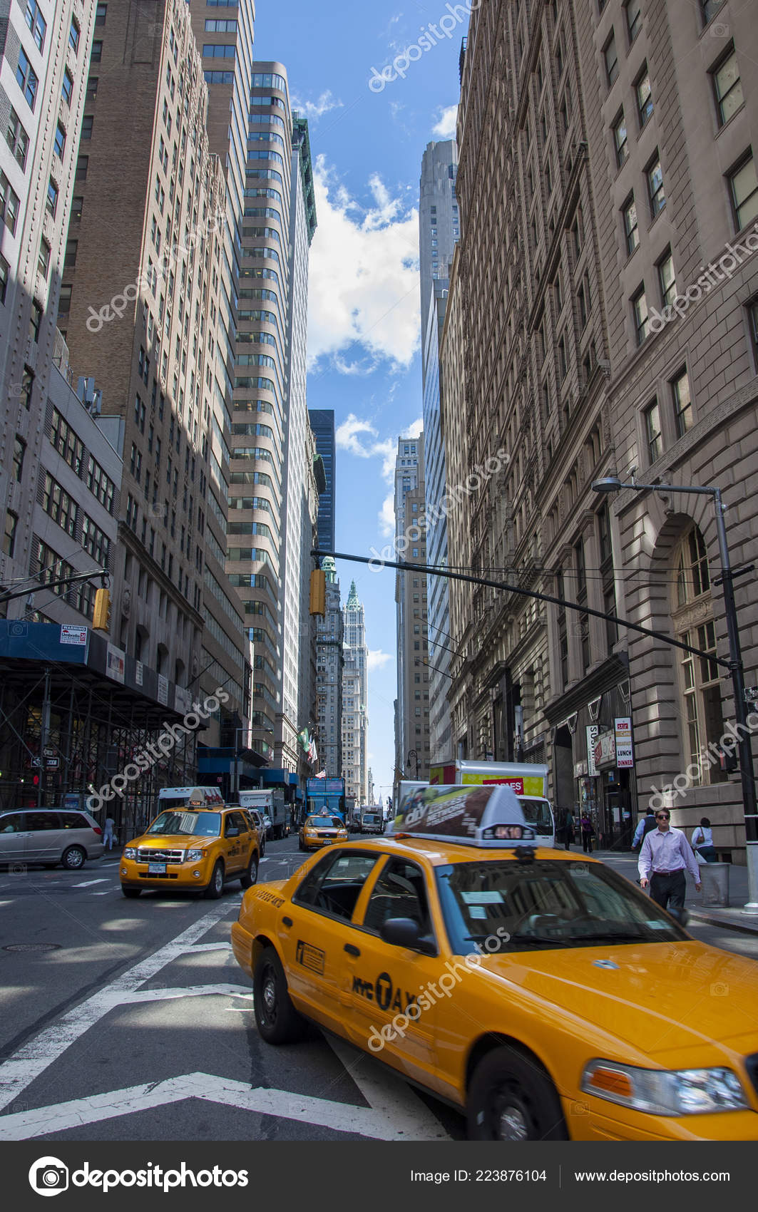 new york city street scene