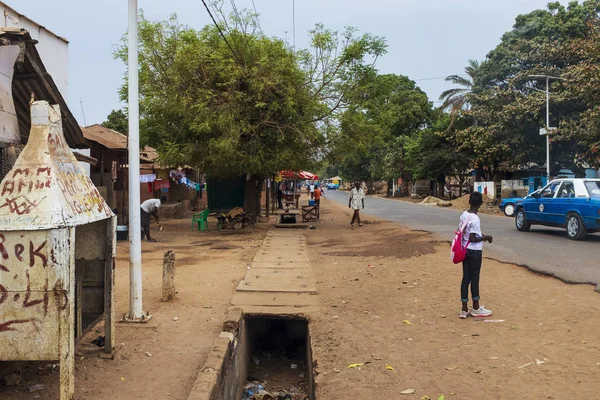 Bissau Republik Guinea Bissau Februar 2018 Straßenszene Missionsviertel Mit Menschen — Stockfoto