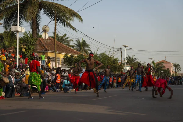 Bissau Republika Guinea Bissau Února 2018 Skupina Mladých Mužů Kteří — Stock fotografie