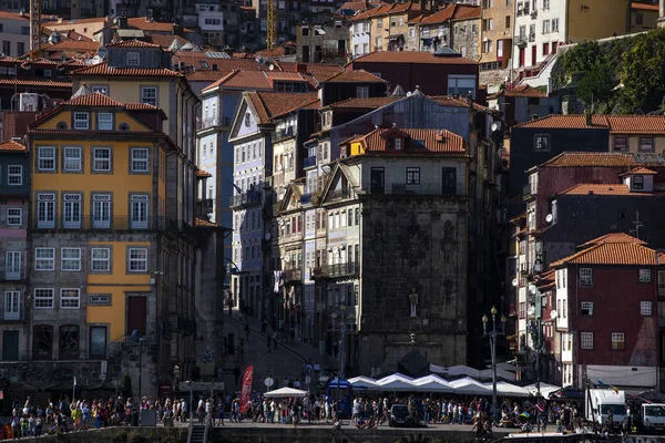 Porto Portugal Juli 2019 Blick Auf Die Bunten Gebäude Ribeira — Stockfoto