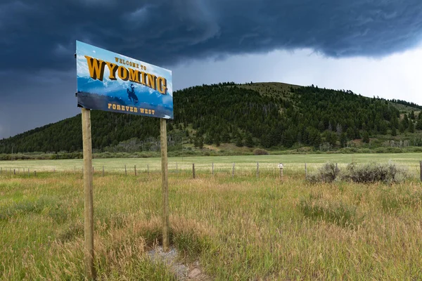 Montana Usa August 2014 Ein Willkommensschild Des Staates Wyoming Mit — Stockfoto