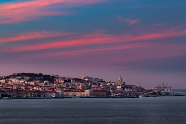 Panoramisch Uitzicht Skyline Van Lissabon Bij Zonsondergang Portugal — Stockfoto