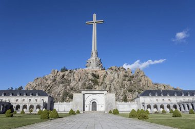 Falen Vadisi'nin kutsal haç Manastırı