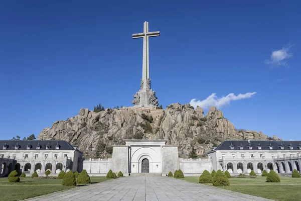 Falen Vadisi'nin kutsal haç Manastırı