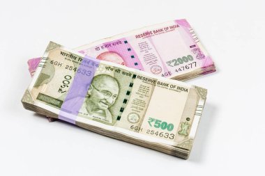 Hint Para Birimleri 2000 ve 500 rupi.