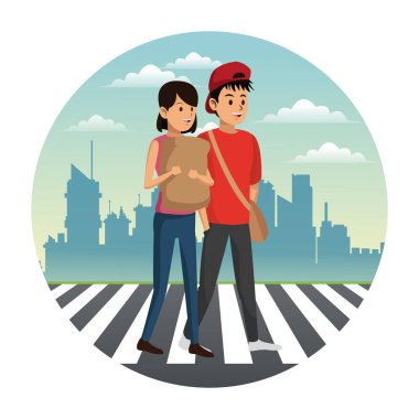 Zebra üzerinde yürüyen insanlar