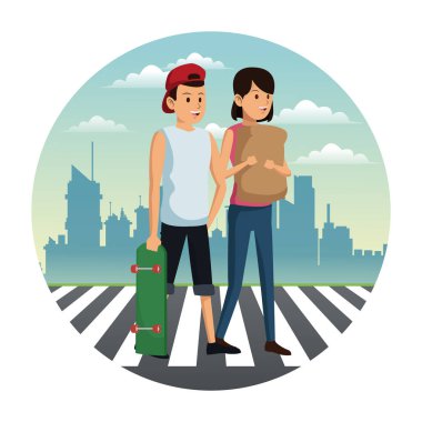 Zebra üzerinde yürüyen insanlar