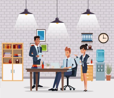 Ofiste iş arkadaşları