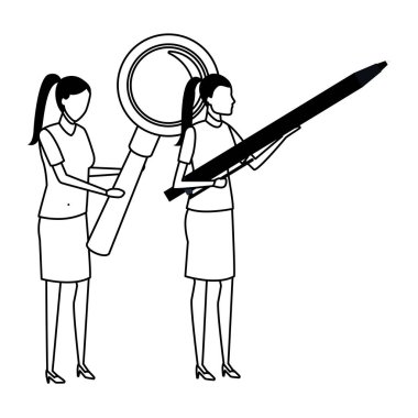 Büyüteç ile kadınlar