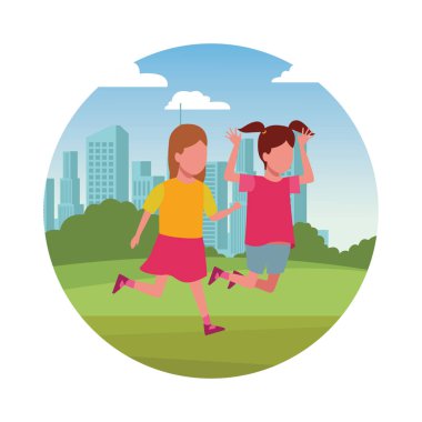 Çizgi film oynayan çocuklar