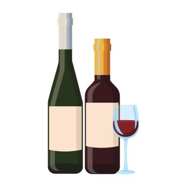 Şarap şişeleri ve fincan