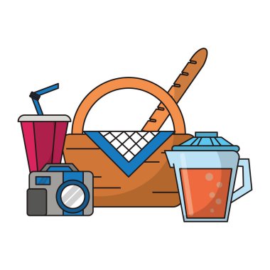 Gıda ürünleri ile piknik sepeti