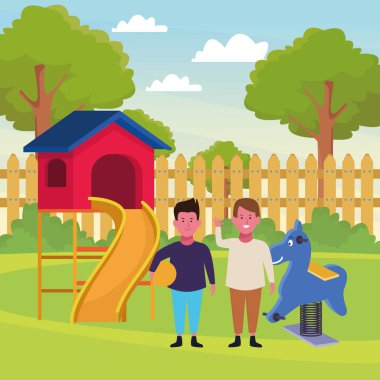 Çocuklar oynarken ve gülümseyen