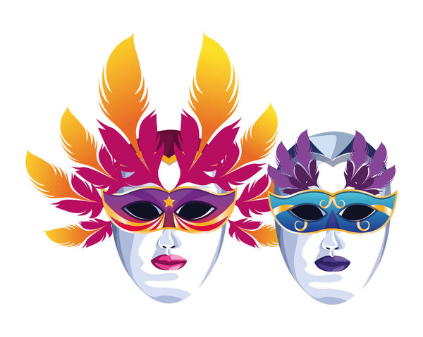 маска с перьями
