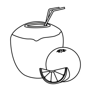 Hindistan cevizi kokteyli ve siyah beyaz portakal dilimlenmiş meyve