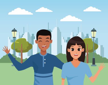 Genç çift gülümseyerek ve tebrik