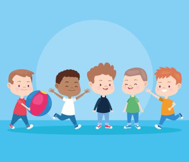 Çocuklar çizgi film oynuyor ve gülümsüyor